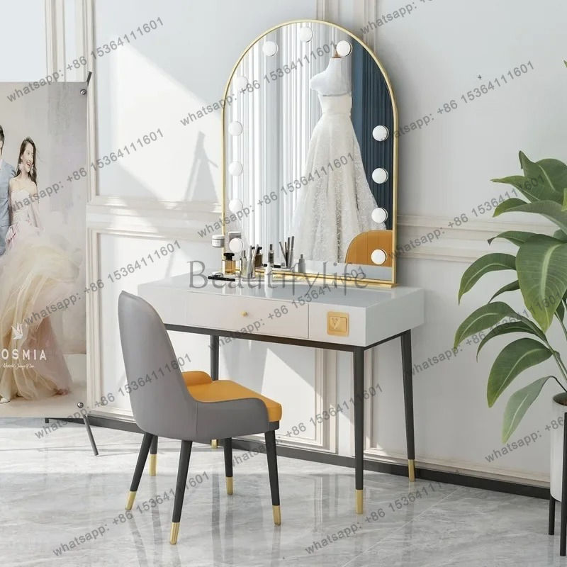 Beauty And Makeup Studio - Mesa de maquiagem com espelho de