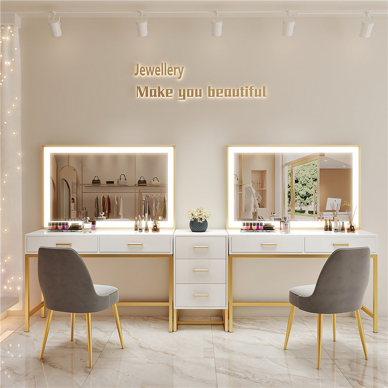 Beauty And Makeup Studio - Estúdio de maquiagem para arte em