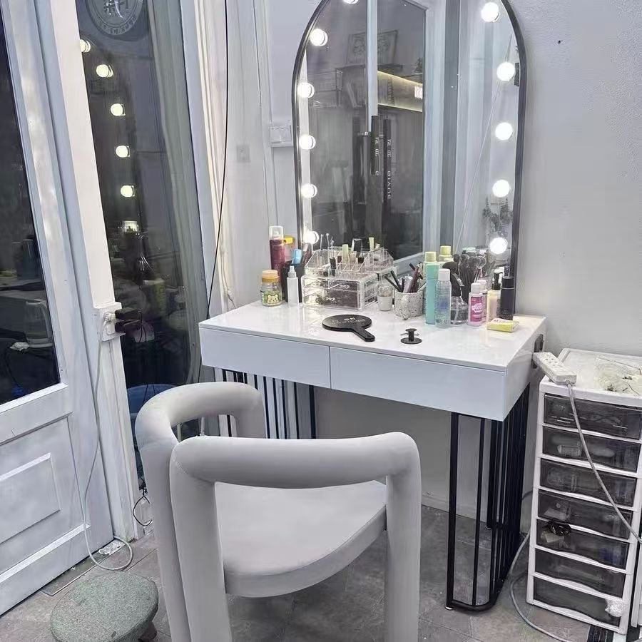 Estilo nórdico sombra estúdio  - Beauty And Makeup Studio avaliação e preço